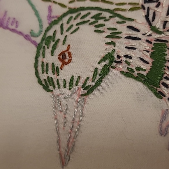 Vintage Hand Stitched Minnesota State Bird & Flower. - Picture 11 of 16